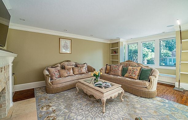 6630 MARINE CRESCENT, Vancouver BC V6P 5X1 S.W. Marine