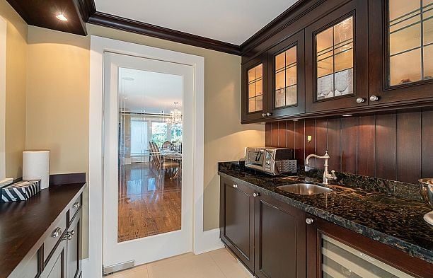 6630 MARINE CRESCENT, Vancouver BC V6P 5X1 S.W. Marine