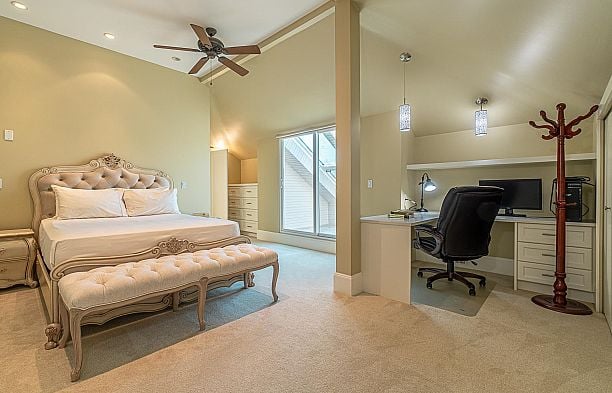 6630 MARINE CRESCENT, Vancouver BC V6P 5X1 S.W. Marine
