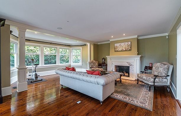 6630 MARINE CRESCENT, Vancouver BC V6P 5X1 S.W. Marine
