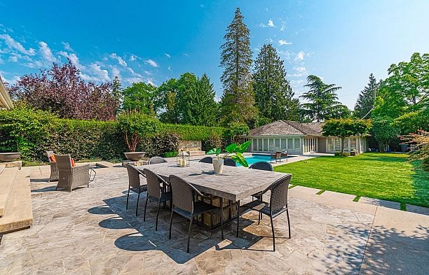 6630 MARINE CRESCENT, Vancouver BC V6P 5X1 S.W. Marine