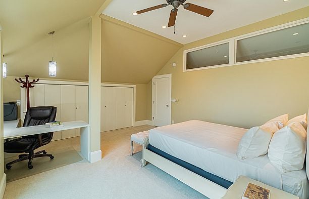 6630 MARINE CRESCENT, Vancouver BC V6P 5X1 S.W. Marine