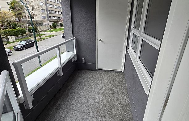 302 921 THURLOW STREET, Vancouver BC V6E 1W3 West End VW