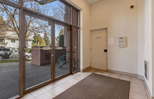 306 988 W 21ST AVENUE, Vancouver BC V5Z 1Z1 Cambie