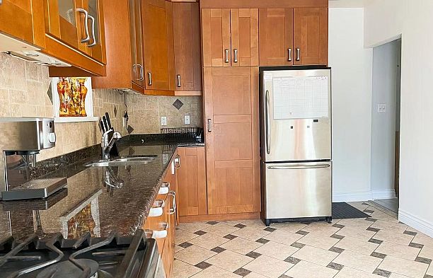 3093 W 29th Avenue MacKenzie Heights
