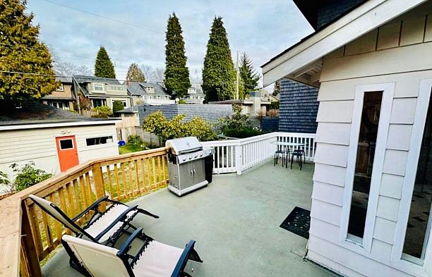 3093 W 29th Avenue MacKenzie Heights