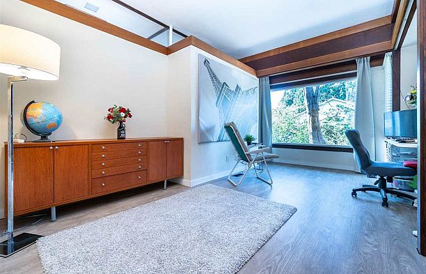 4290 Salish Drive University VW