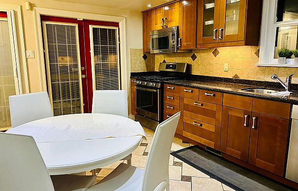 3093 W 29th Avenue MacKenzie Heights