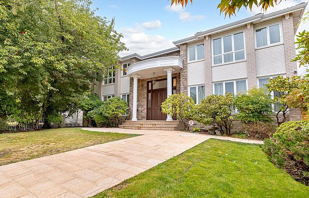 6968 CHURCHILL STREET, Vancouver BC V6P 5B3 South Granville
