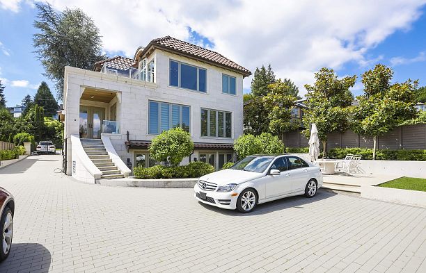 4651 Simpson Avenue Point Grey