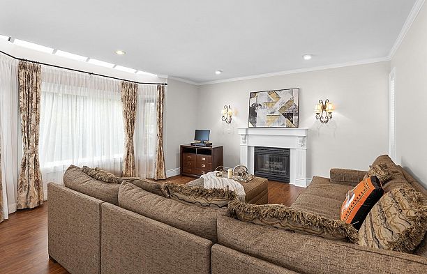 6968 CHURCHILL STREET, Vancouver BC V6P 5B3 South Granville