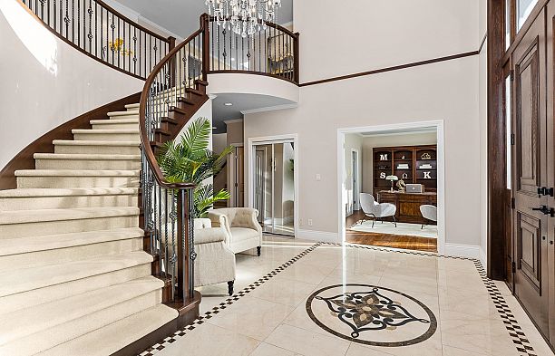 6968 CHURCHILL STREET, Vancouver BC V6P 5B3 South Granville