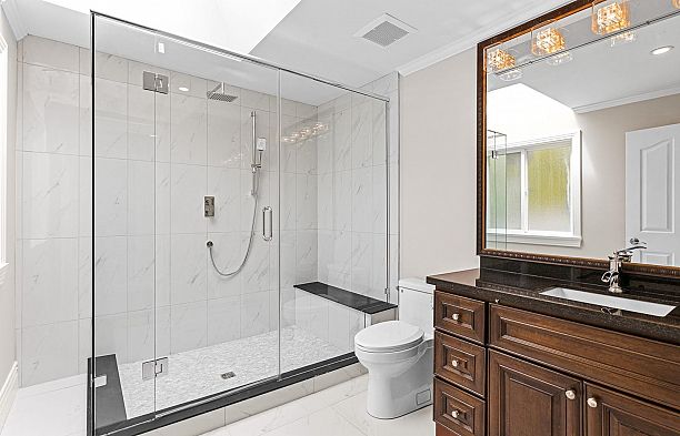 6968 CHURCHILL STREET, Vancouver BC V6P 5B3 South Granville