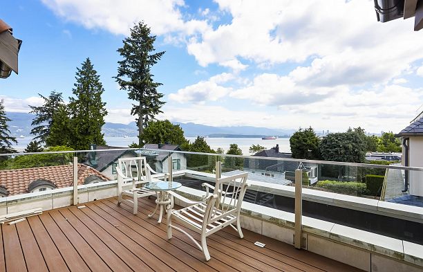 4651 Simpson Avenue Point Grey