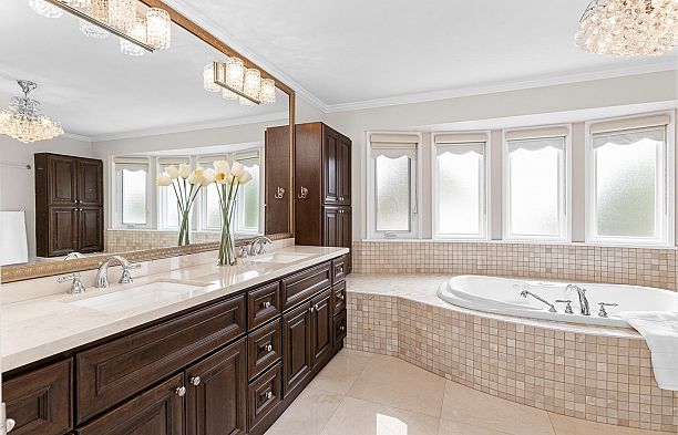 6968 CHURCHILL STREET, Vancouver BC V6P 5B3 South Granville