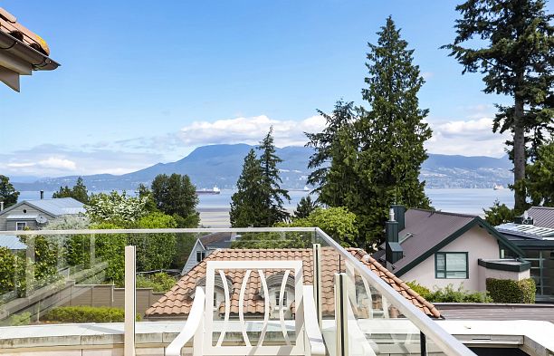 4651 Simpson Avenue Point Grey