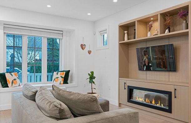 978 E 13TH AVENUE, Vancouver BC V5T 2L7 Mount Pleasant VE