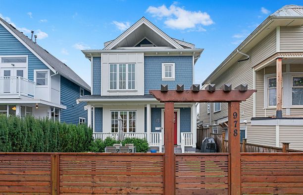 978 E 13TH AVENUE, Vancouver BC V5T 2L7 Mount Pleasant VE