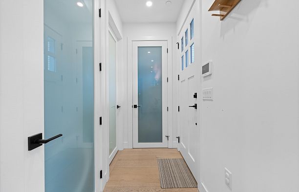 978 E 13TH AVENUE, Vancouver BC V5T 2L7 Mount Pleasant VE
