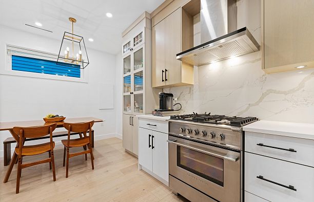 978 E 13TH AVENUE, Vancouver BC V5T 2L7 Mount Pleasant VE