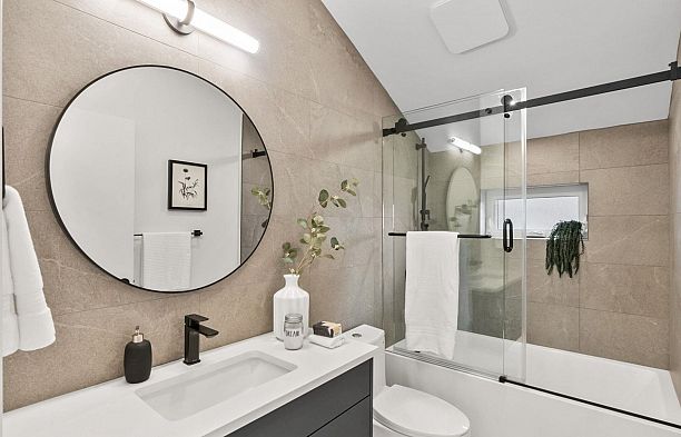 525 E 11TH AVENUE, Vancouver BC V5T 2E1 Mount Pleasant VE