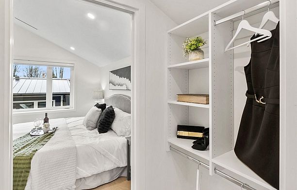 525 E 11TH AVENUE, Vancouver BC V5T 2E1 Mount Pleasant VE