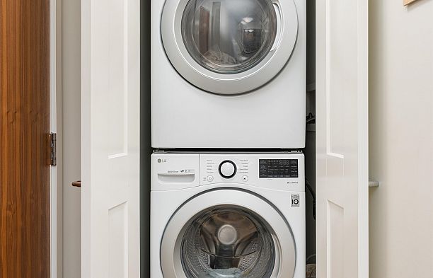 908 1708 ONTARIO STREET, Vancouver BC V5T 0J7 Mount Pleasant VE
