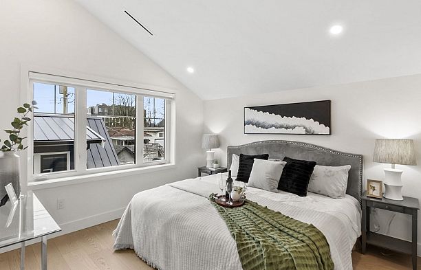 525 E 11TH AVENUE, Vancouver BC V5T 2E1 Mount Pleasant VE