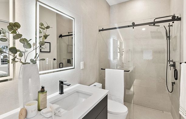525 E 11TH AVENUE, Vancouver BC V5T 2E1 Mount Pleasant VE