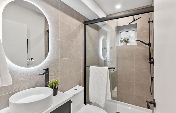 525 E 11TH AVENUE, Vancouver BC V5T 2E1 Mount Pleasant VE