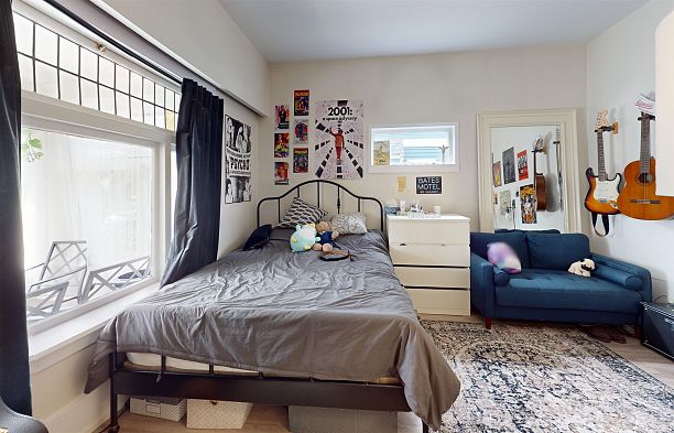 331 W 16TH AVENUE, Vancouver BC V5Y 1Z1 Mount Pleasant VW