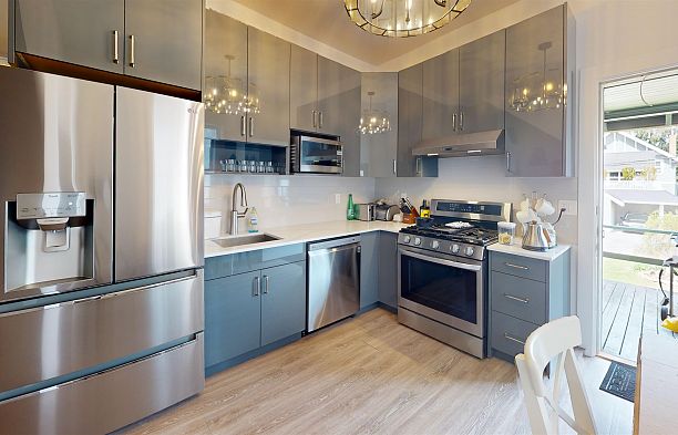 331 W 16TH AVENUE, Vancouver BC V5Y 1Z1 Mount Pleasant VW