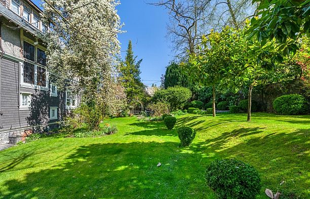 1650 CEDAR CRESCENT, Vancouver BC V6J 2P9 Shaughnessy