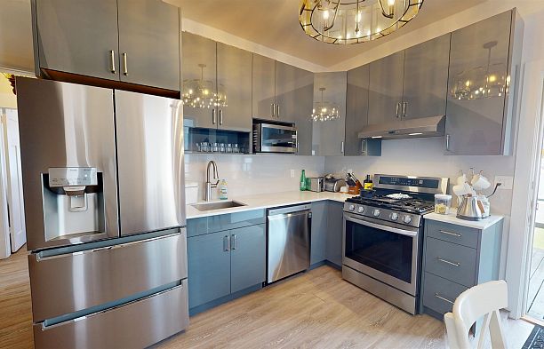 331 W 16TH AVENUE, Vancouver BC V5Y 1Z1 Mount Pleasant VW