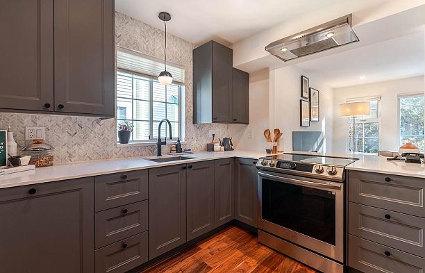 207 735 W 15TH AVENUE, Vancouver BC V5Z 1R6 Fairview VW