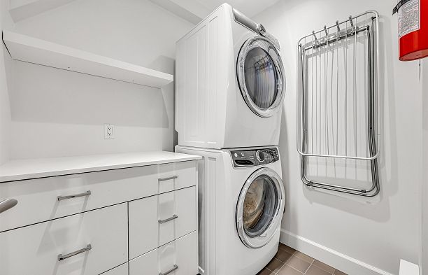 1361 W 7TH AVENUE, Vancouver BC V6H 1B8 Fairview VW
