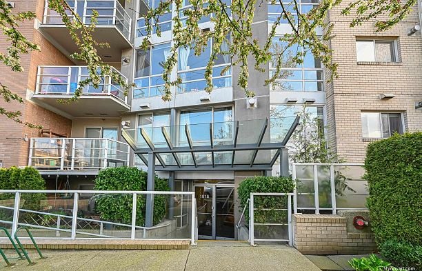 206 1818 W 6TH AVENUE, Vancouver BC V6J 1R6 Kitsilano