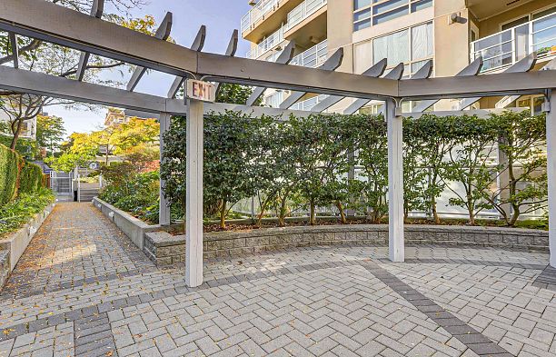 206 1818 W 6TH AVENUE, Vancouver BC V6J 1R6 Kitsilano