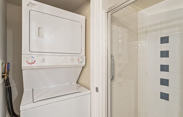 303 3580 W 41ST AVENUE, Vancouver BC V6N 3E6 Southlands