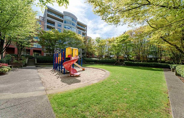 609 518 W 14 AVENUE, Vancouver BC V5Z 4N5 Fairview VW