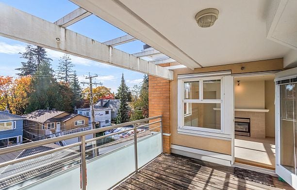 303 3580 W 41ST AVENUE, Vancouver BC V6N 3E6 Southlands