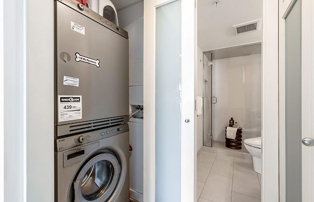 306 1575 W 10TH AVENUE, Vancouver BC V6J 5L1 Fairview VW