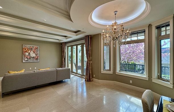 7165 MAPLE STREET, Vancouver BC V6P 5P5 S.W. Marine