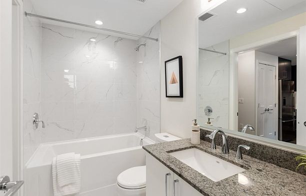 708 1708 ONTARIO STREET, Vancouver BC V5T 0J7 Mount Pleasant VE