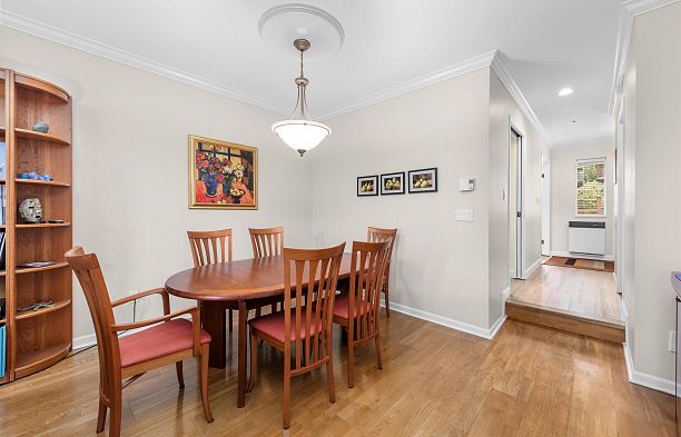 202 3189 CAMOSUN STREET, Vancouver BC V6R 3X2 Point Grey