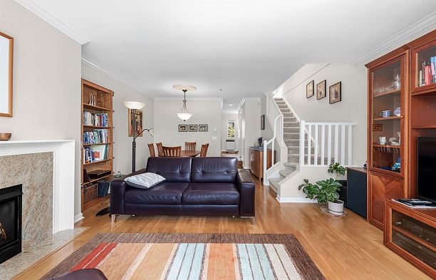 202 3189 CAMOSUN STREET, Vancouver BC V6R 3X2 Point Grey