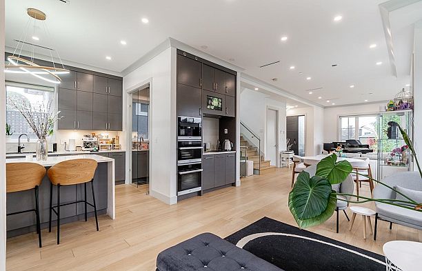 3804 W 20TH AVENUE, Vancouver BC V6S 1G2 Dunbar