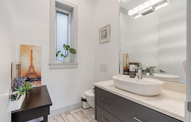 3804 W 20TH AVENUE, Vancouver BC V6S 1G2 Dunbar
