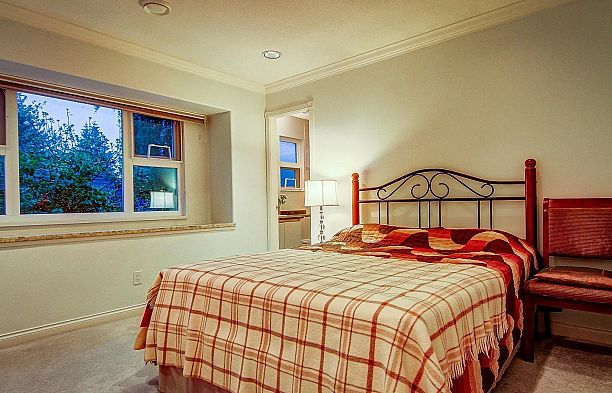 4255 W 15TH AVENUE, Vancouver BC V6R 3A7 Point Grey