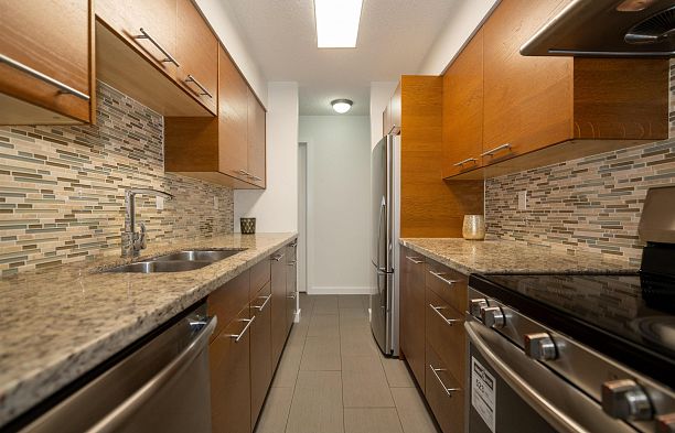 304 2190 W 8 AVENUE, Vancouver BC V6K 2A4 Kitsilano